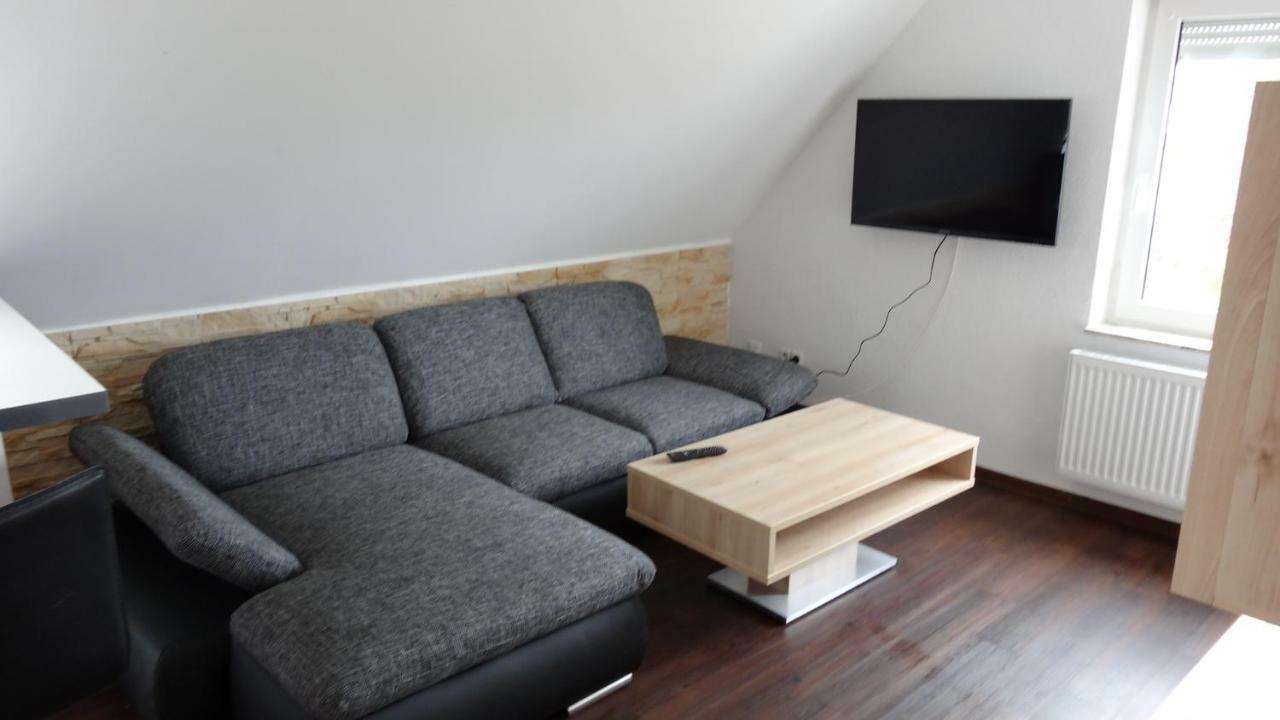 Huus Veertein Apartment นอยฮาร์ลิงเงอซีล ภายนอก รูปภาพ
